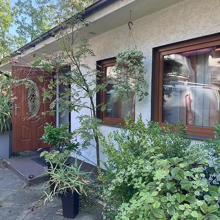 Ahoj Przylesie منزل للإقامة *