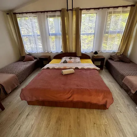 Ahoj Przylesie منزل للإقامة *